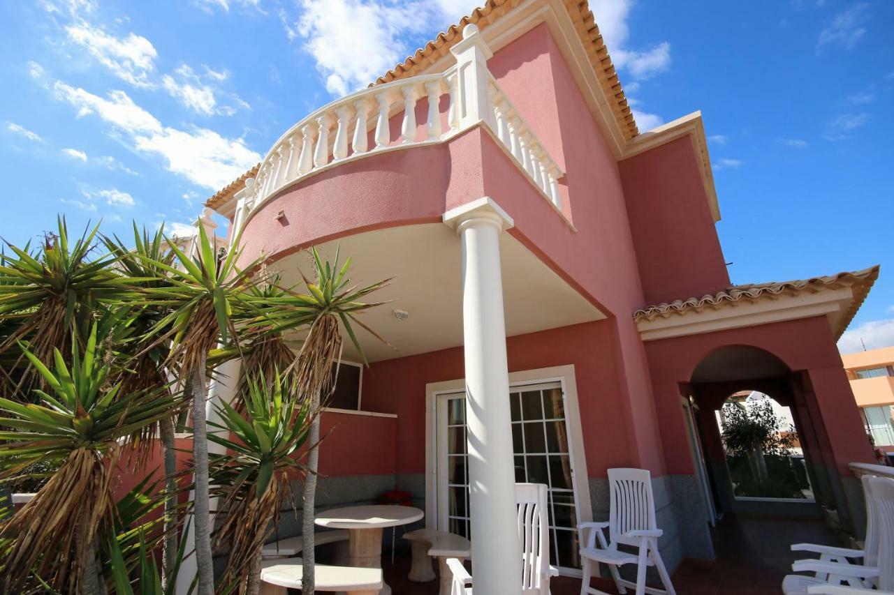 אל מדאנו Las Dunas 2 By Rentmedano Pretty 2 Bedroom Villa, Ocean Views, Pool And Wifi מראה חיצוני תמונה
